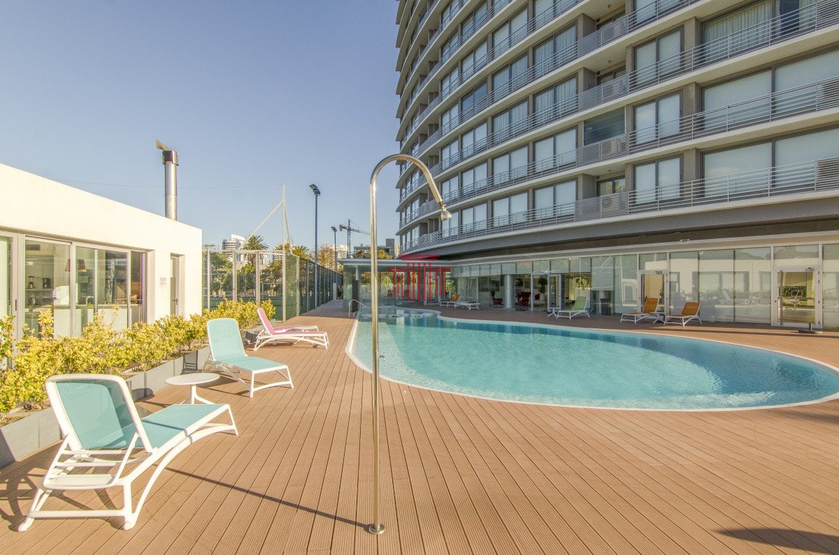 Apartamento ID.13300 - Apartamento en Punta del Este , playa Mansa, 2 dormitorios