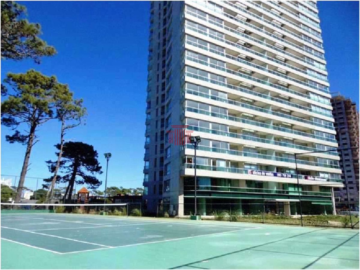 Apartamento ID.13861 - Apartamento en venta av Roosevelt próximo al mar
