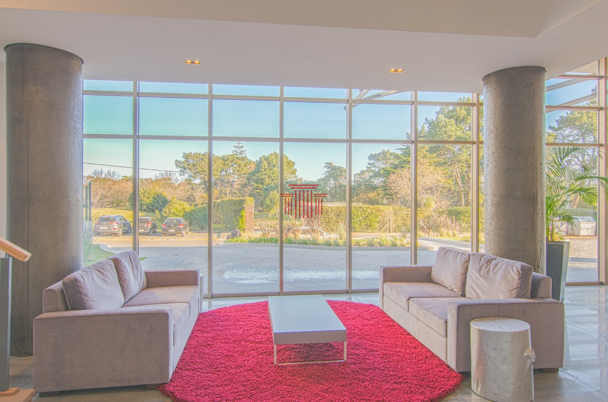 Apartamento ID.13446 - Apartamento en Punta del Este , Avda Roosevelt 