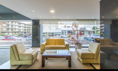 PENINSULA - A METROS DE PLAYA EL EMIR