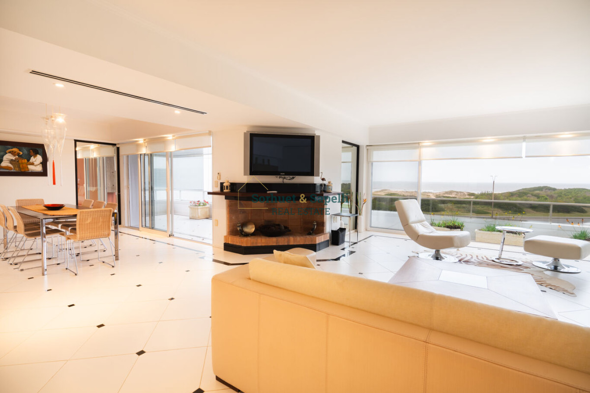 Apartamento-en-Venta-Playa-Brava-Punta-del-Este