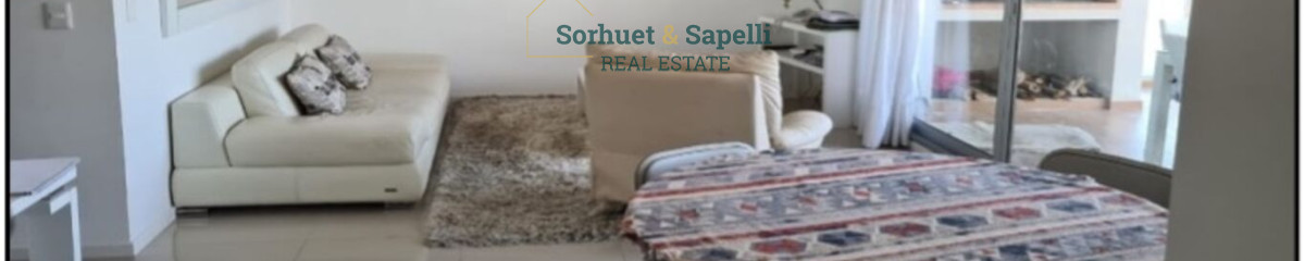 Apartamento en Venta de Dos Dormitorios en Playa Mansa