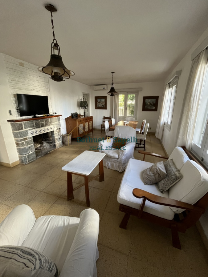 Chalet-en-venta-playa-mansa