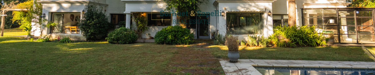 Casa en Venta de Cinco Dormitorios en Rincon del Indio