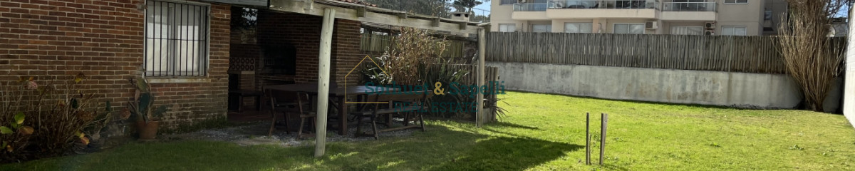 Chalet en venta playa mansa