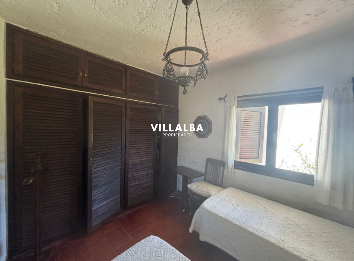 Apartamento ID.3849 - Casa de 3 dormitorios a pasos de playa mansa 