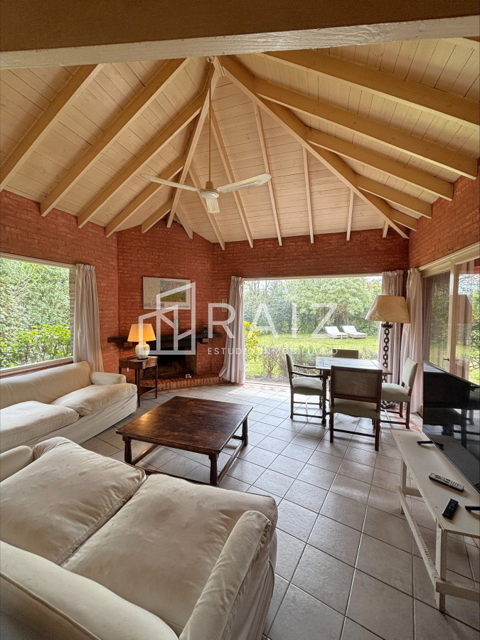 Casa ID.11486 - Casa en alquiler temporario, barrio privado, 4 dormitorios 