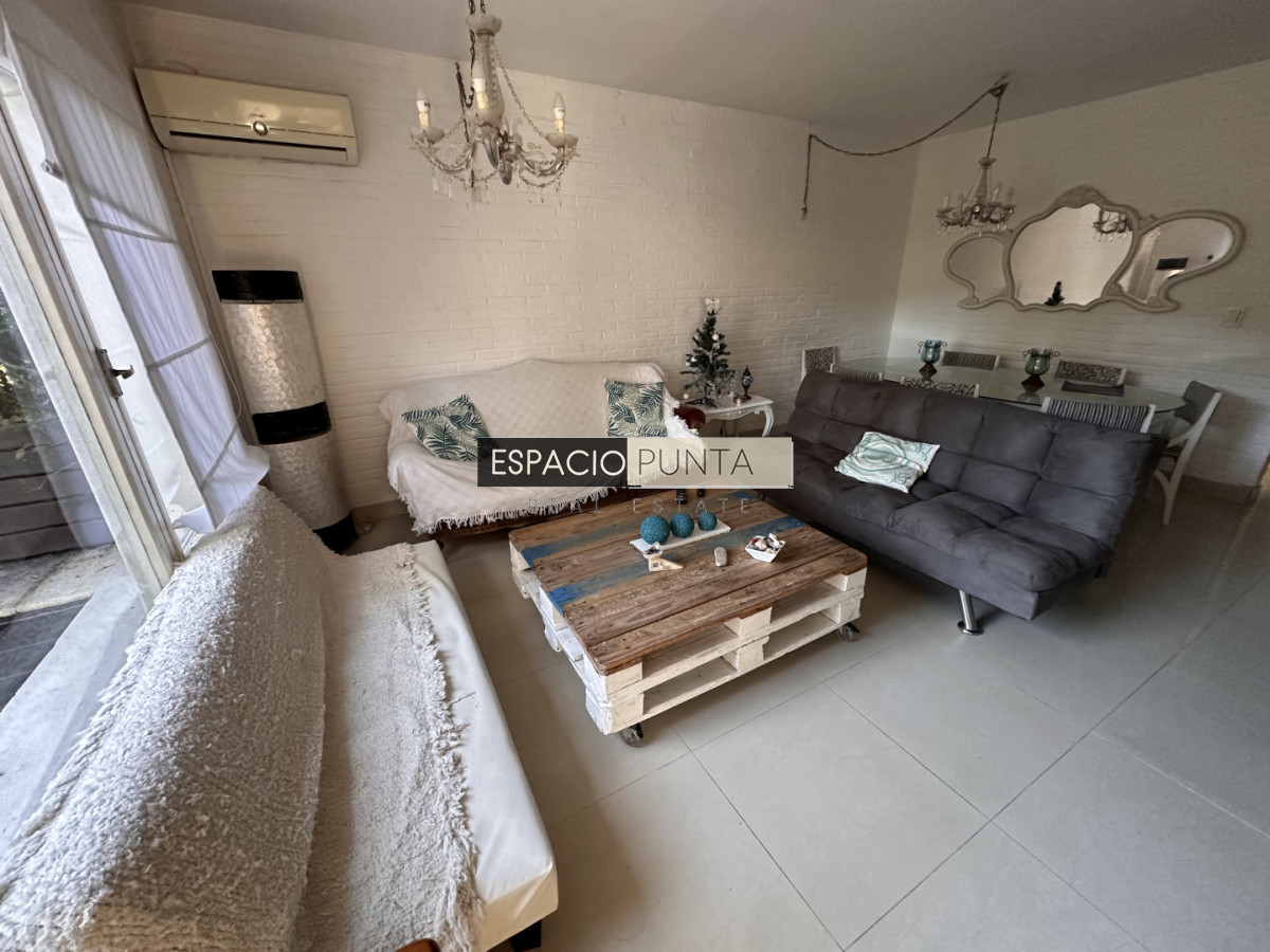 Casa ID.4221 - Casa en Alquiler anual Punta del Este