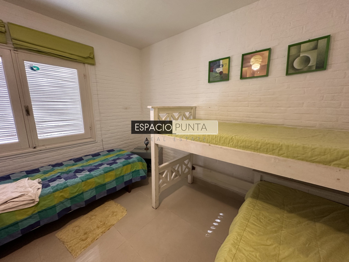 Casa ID.4221 - Casa en Alquiler anual Punta del Este