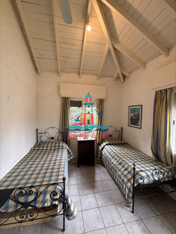 Casa ID.610 - Casa en alquiler temporario, barrio privado, 4 dormitorios 