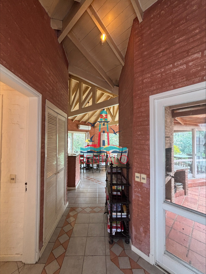 Casa ID.610 - Casa en alquiler temporario, barrio privado, 4 dormitorios 