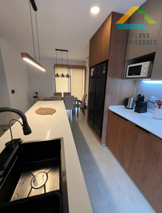 Casa ID.431 - Casa a estrenar a media cuadra de la playa 