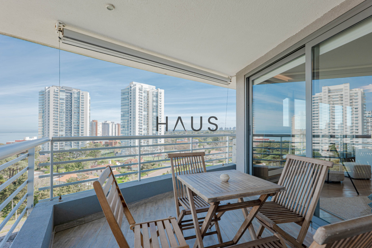 Apartamento ID.591 - Apto esquinero a pasos del mar 