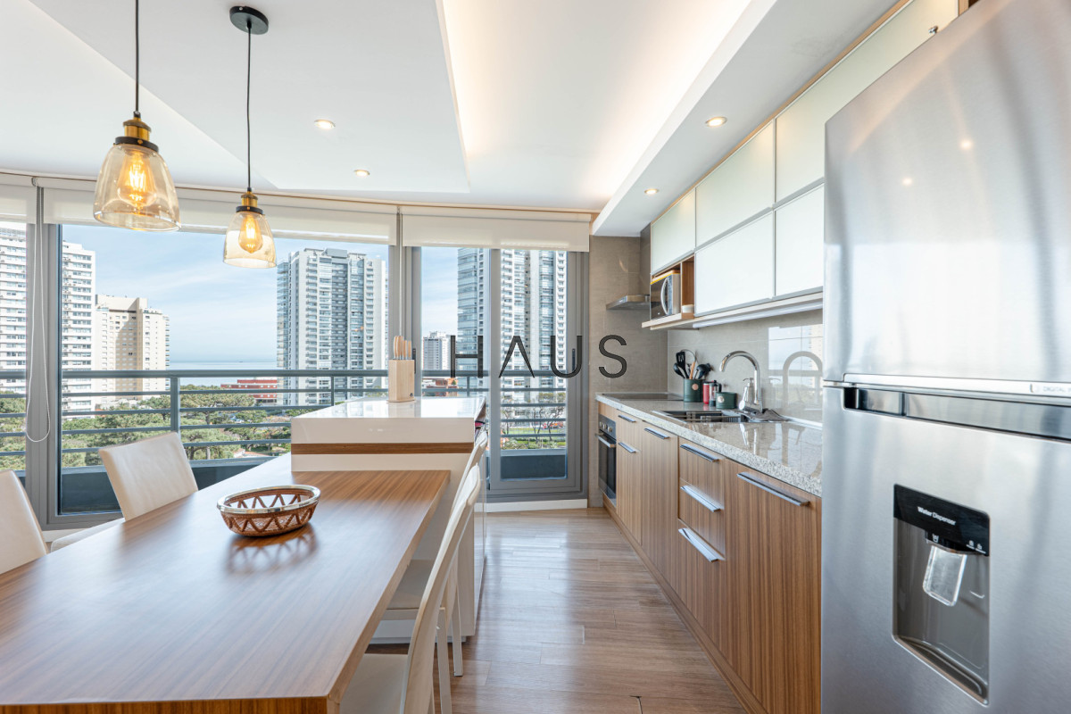 Apartamento ID.591 - Apto esquinero a pasos del mar 