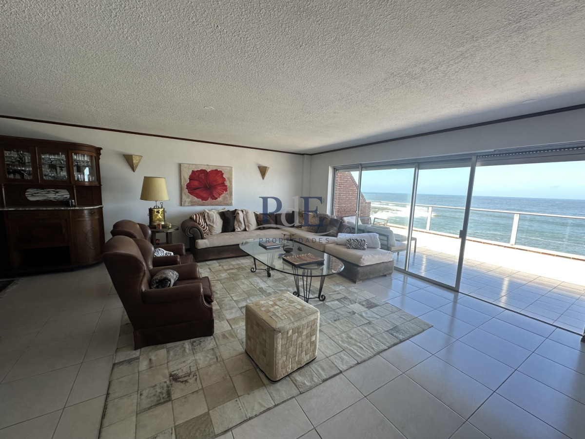 Penthouse en venta en Península - Vista plena al mar