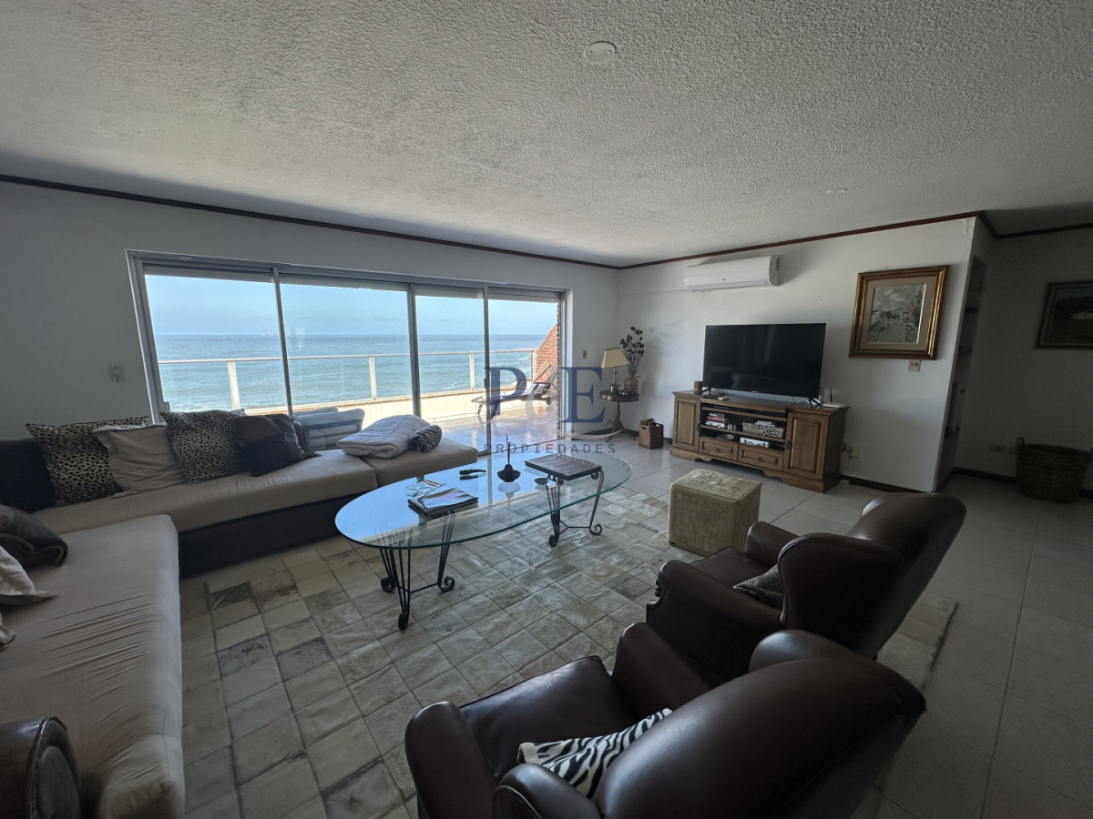 Penthouse en venta en Península - Vista plena al mar - Imagen 1