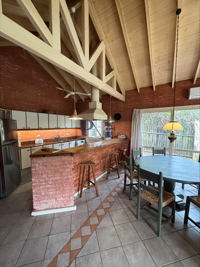 Casa de 4 dormitorios en Barrio Privado, Punta del Este. - Imagen 13