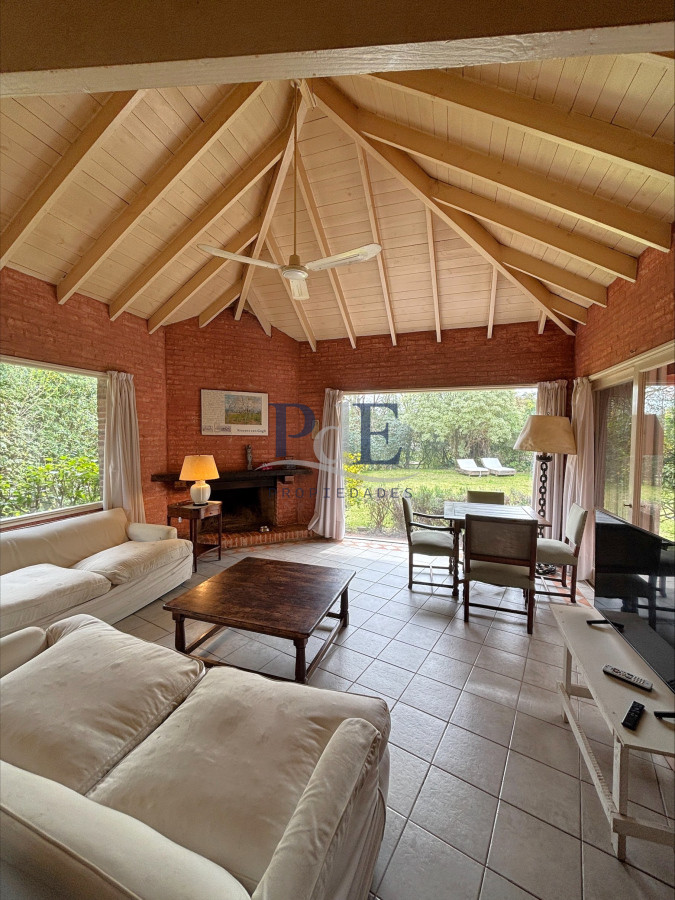 Casa de 4 dormitorios en Barrio Privado, Punta del Este. - Imagen 16