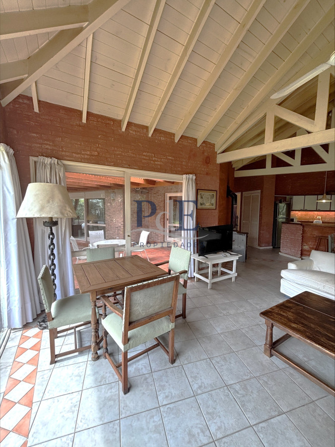 Casa de 4 dormitorios en Barrio Privado, Punta del Este. - Imagen 14