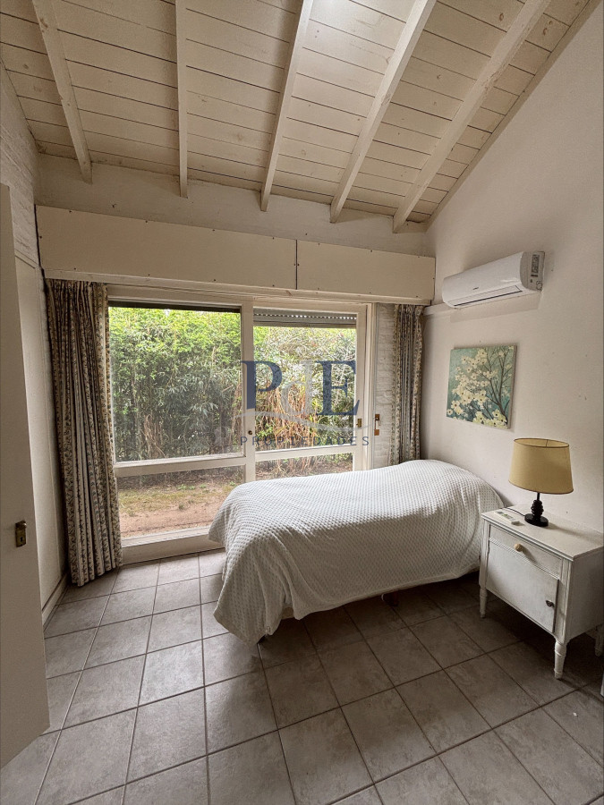 Casa de 4 dormitorios en Barrio Privado, Punta del Este. - Imagen 19