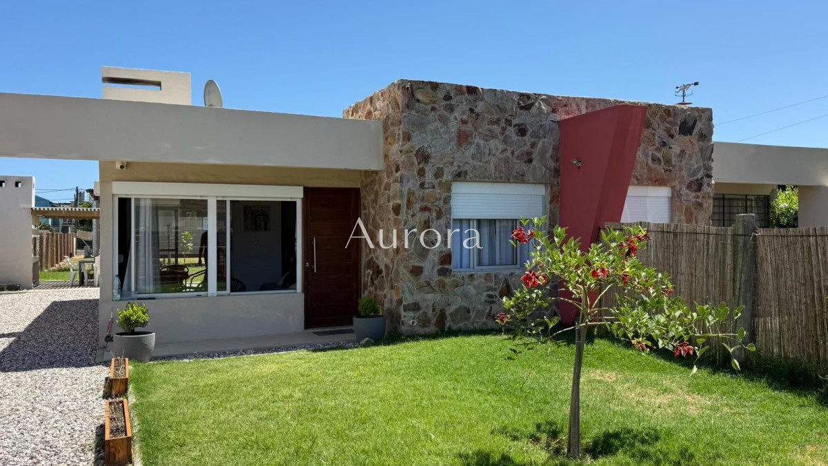 Casa ID.474 - Casa a media cuadra de la playa 2 dormitorios 