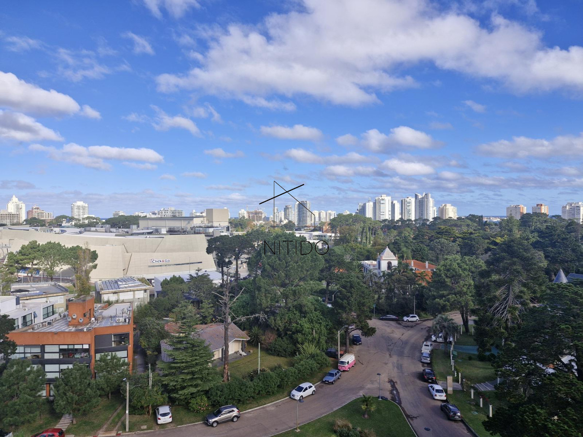 Apartamento ID.17 - Torre amadeus, 3 dormitorios 