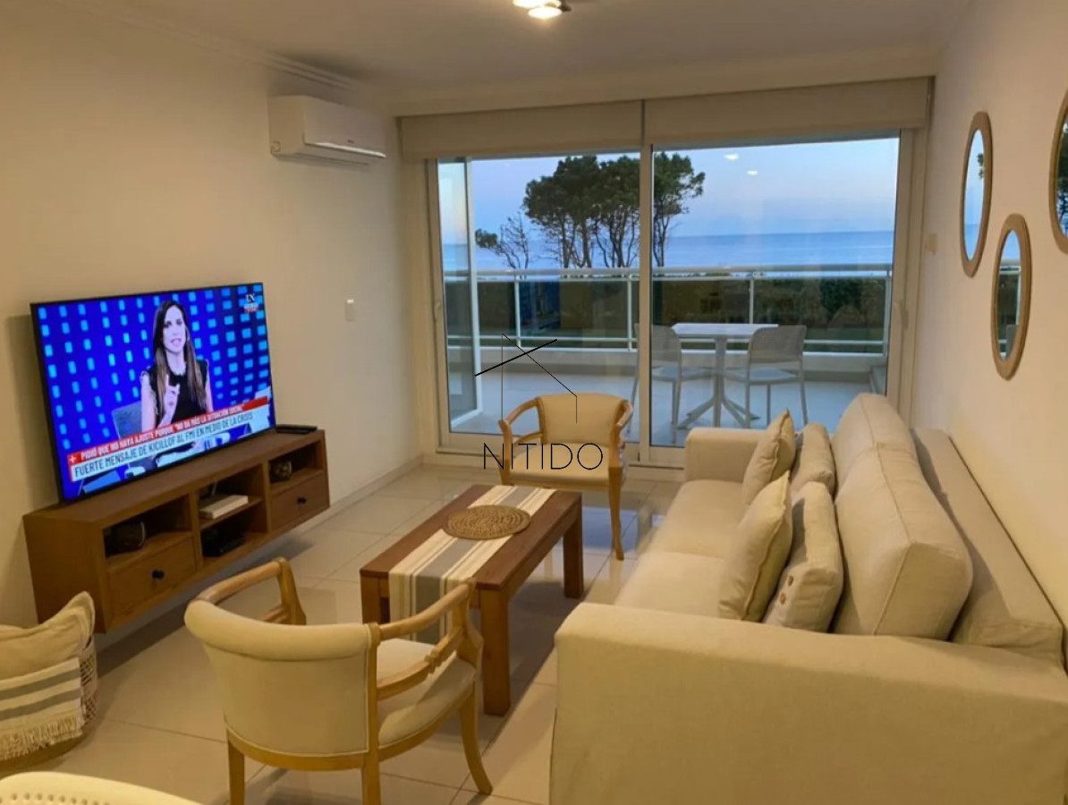 Apartamento ID.318 - apartamento de 3 dormitorios en primera linea de playa mansa 