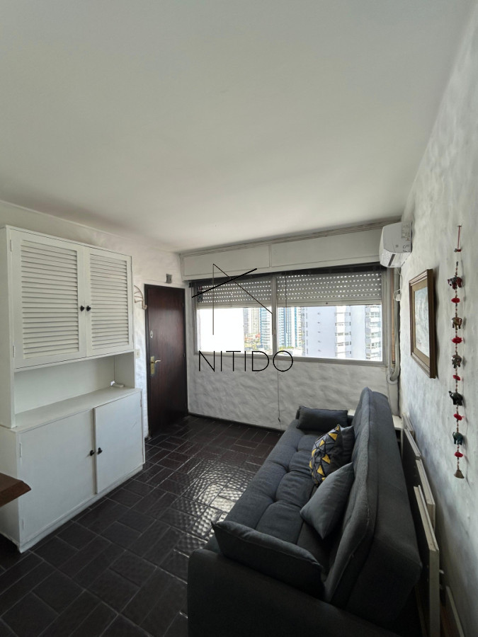 Apartamento ID.468 - Apartamento en alquiler invernal  en Punta del Este, frente a la Playa Brava De 1 dormitorio