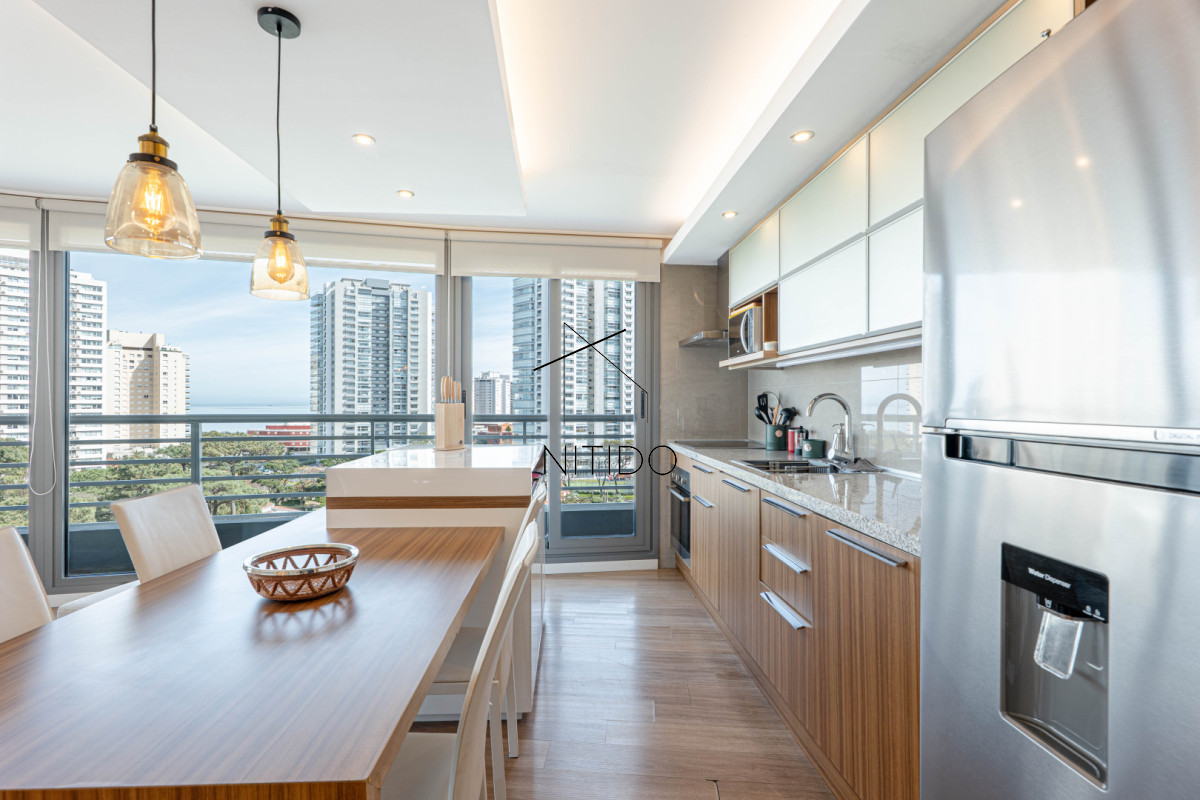 Apartamento ID.415 - Apto esquinero a pasos del mar 