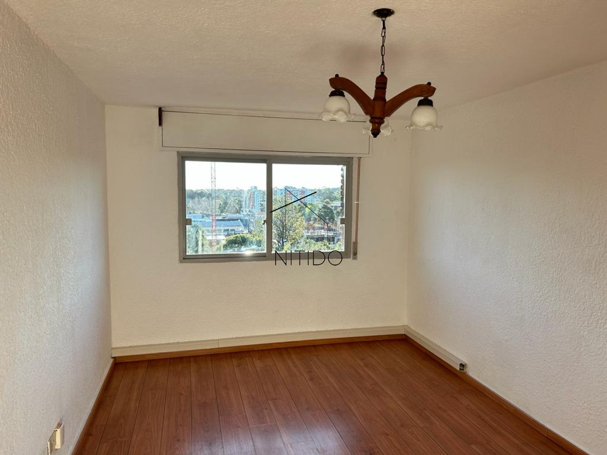 Apartamento ID.171 - Aparamento de 2 dormitorios en centro de Maldonado 