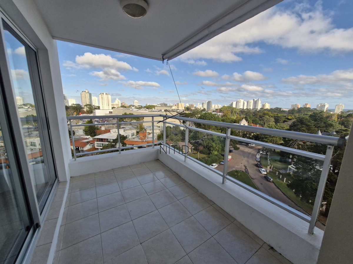 Apartamento ID.17 - Torre amadeus, 3 dormitorios 