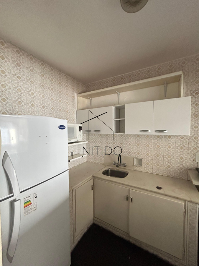 Apartamento ID.468 - Apartamento en alquiler invernal  en Punta del Este, frente a la Playa Brava De 1 dormitorio