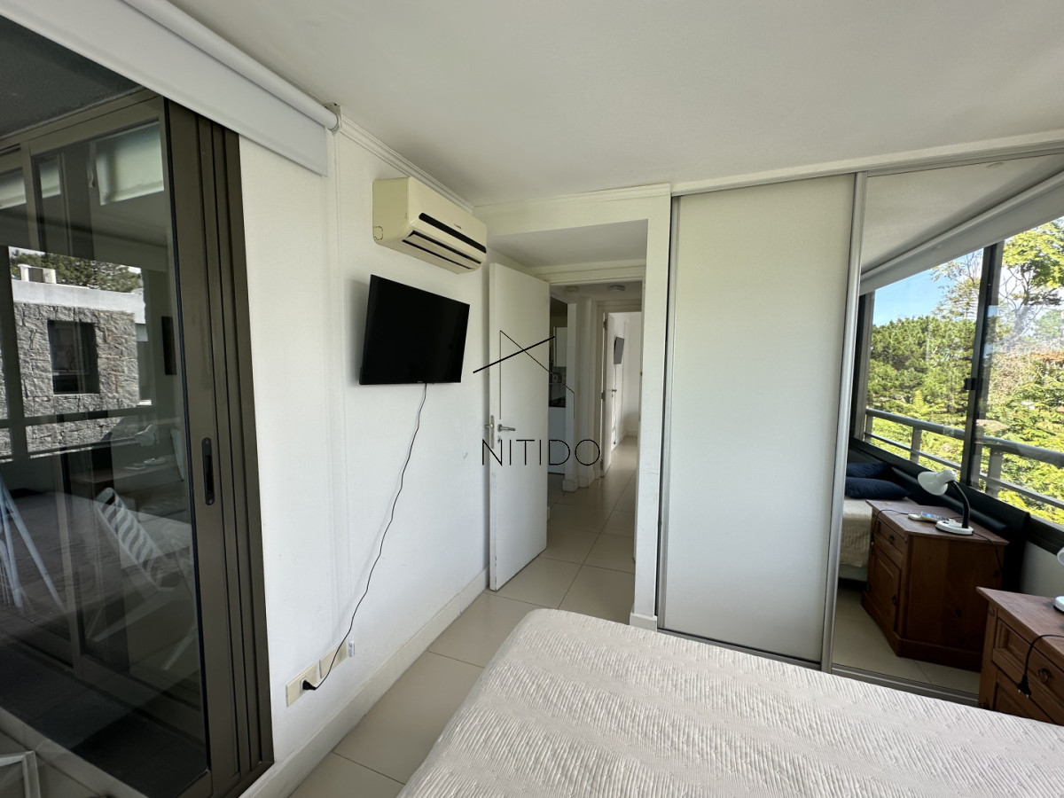 Apartamento ID.469 - Apartamento alquiler invernal de 2 dormitorios terraza con parrillero en Punta del Este, San Rafael