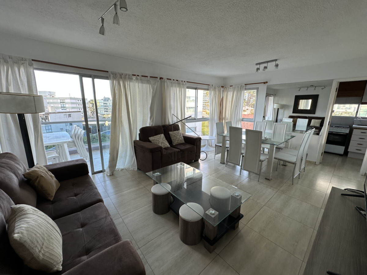 Apartamento ID.578 - Apartamento tres dormitorios en Brava Punta del Este 