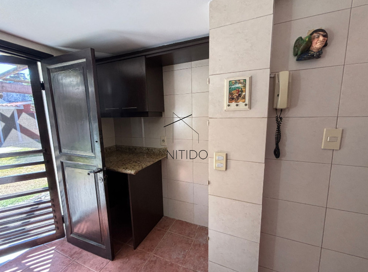 Casa ID.340 - Casa de 3 dormitorios con piscina en zona colegios 