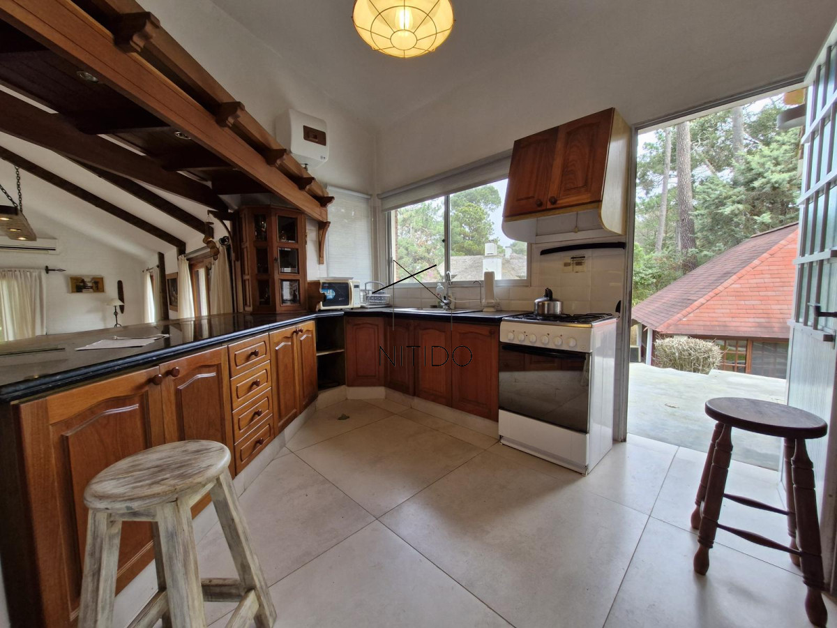 Casa ID.25 - casa en pinares de 3 dormitorios y servicio 