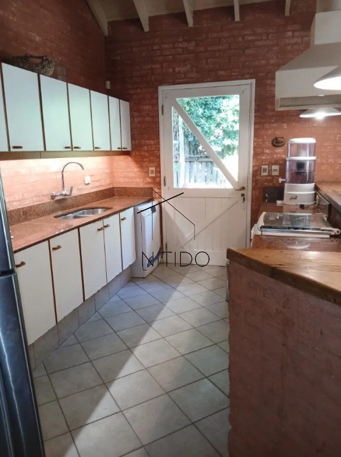 Casa ID.57 - Casa en alquiler temporario, barrio privado, 4 dormitorios 