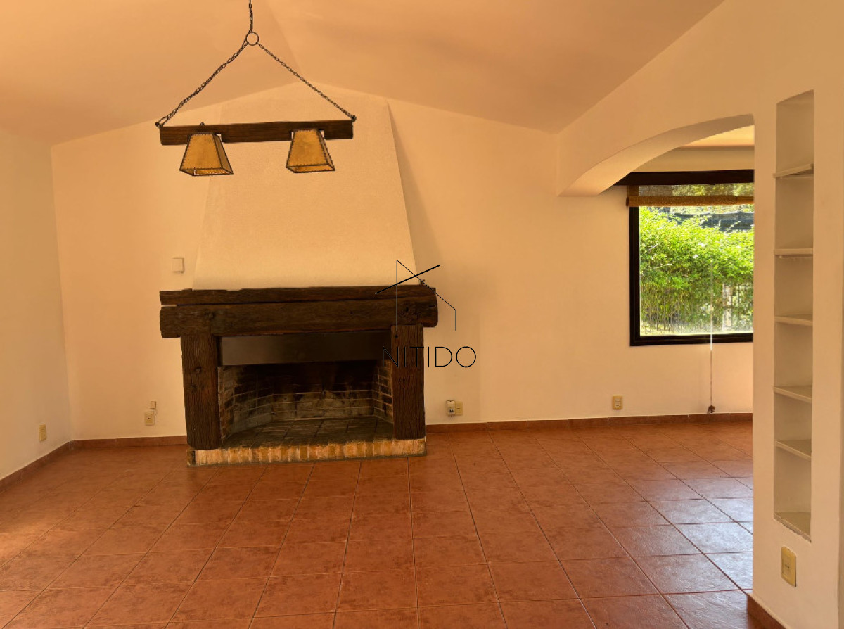 Casa ID.340 - Casa de 3 dormitorios con piscina en zona colegios 