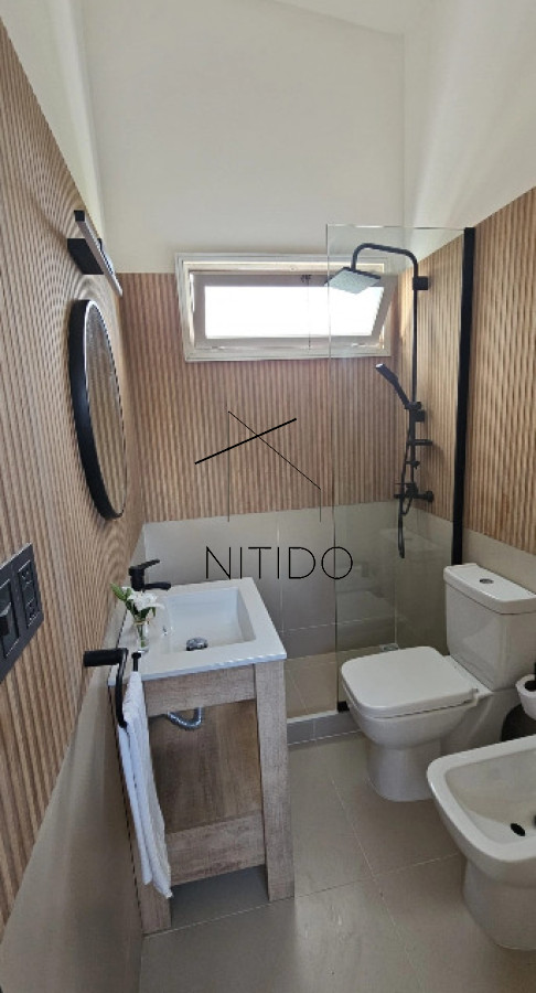 Casa ID.457 - ph en cantegril de 4 dormitorios 