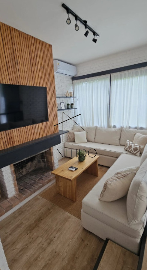 Casa ID.457 - ph en cantegril de 4 dormitorios 