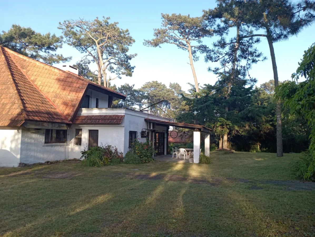 Casa ID.276 - Casa de 4 dormitorios en Pinares