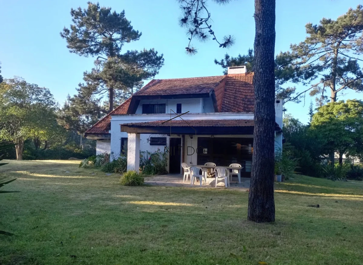 Casa ID.276 - Casa de 4 dormitorios en Pinares