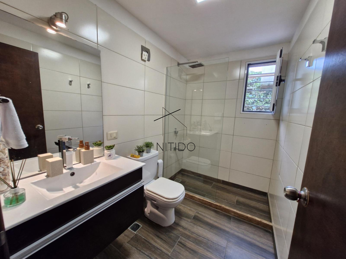 Casa ID.18 - Ph de 3 dormitorios en parque burnettq