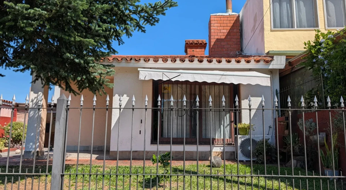 Casa ID.402 - Casa de 2 dormitorios en maldonado park 