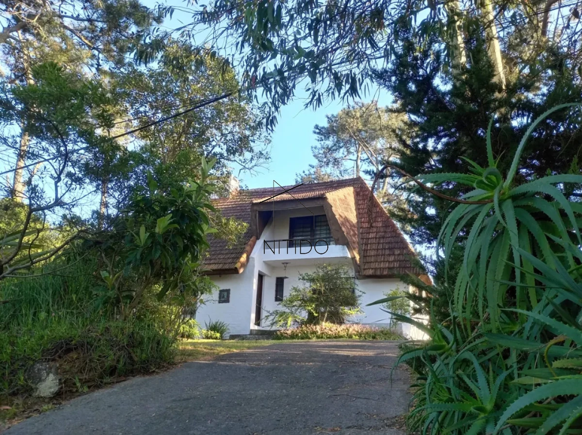 Casa ID.276 - Casa de 4 dormitorios en Pinares