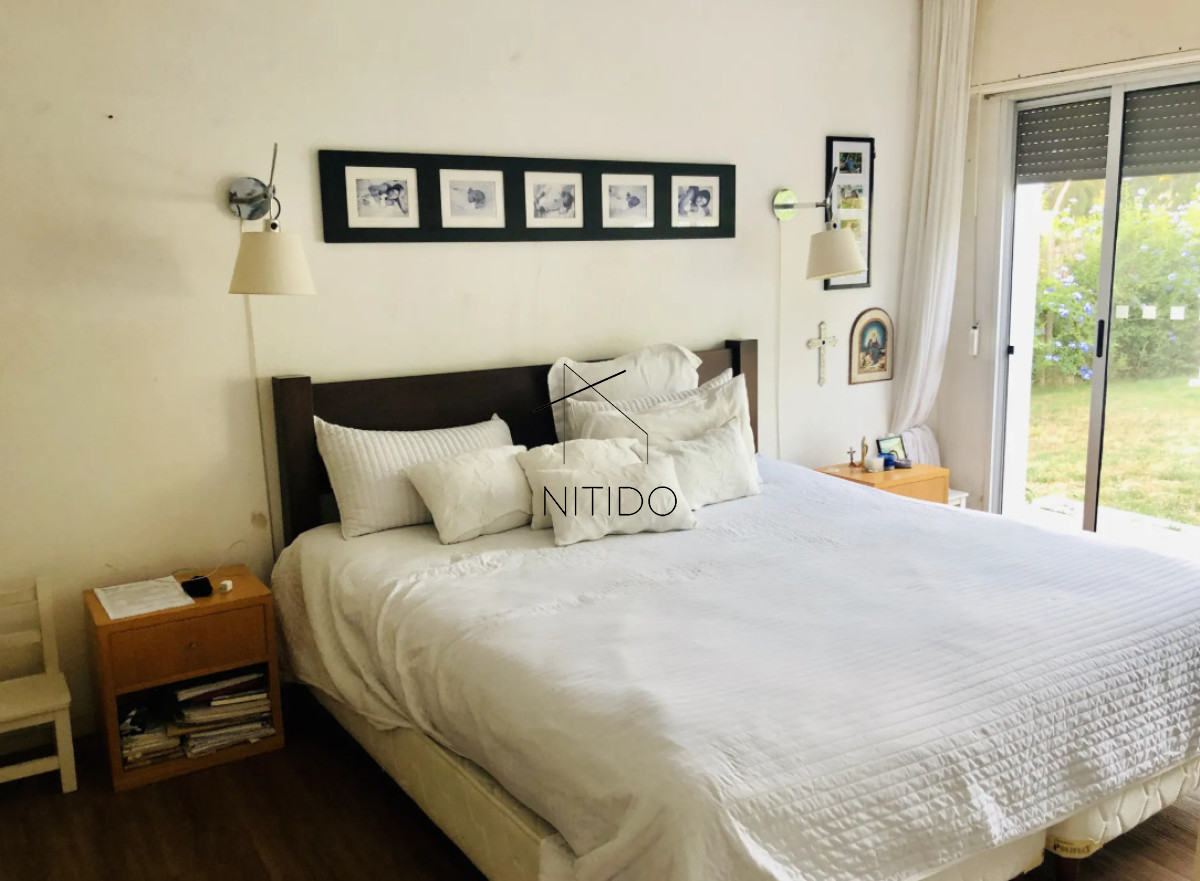 Casa ID.554 - Casa de 4 dormitorios en alquiler anual 