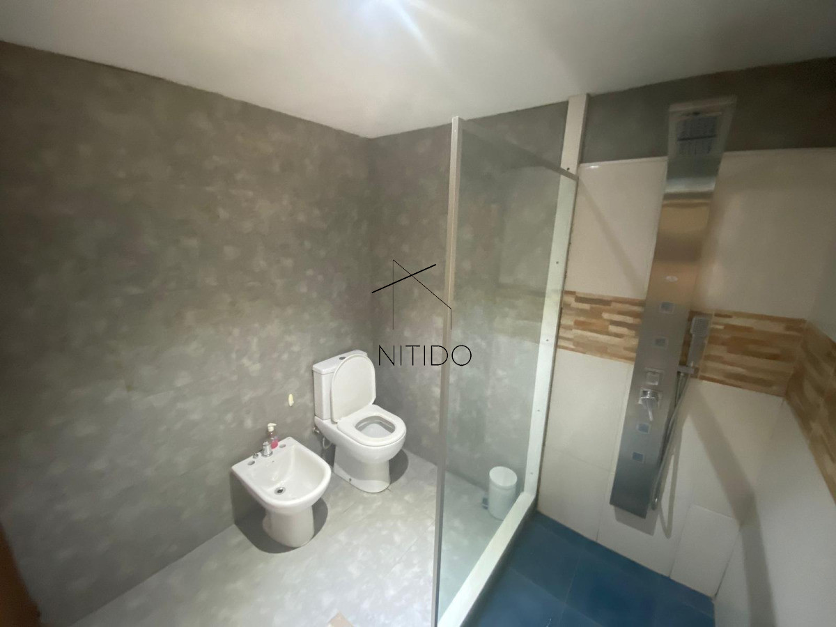 Casa ID.257 - Casa de 2 dormitorios y apartamento para huéspedes en Santa Mónica 