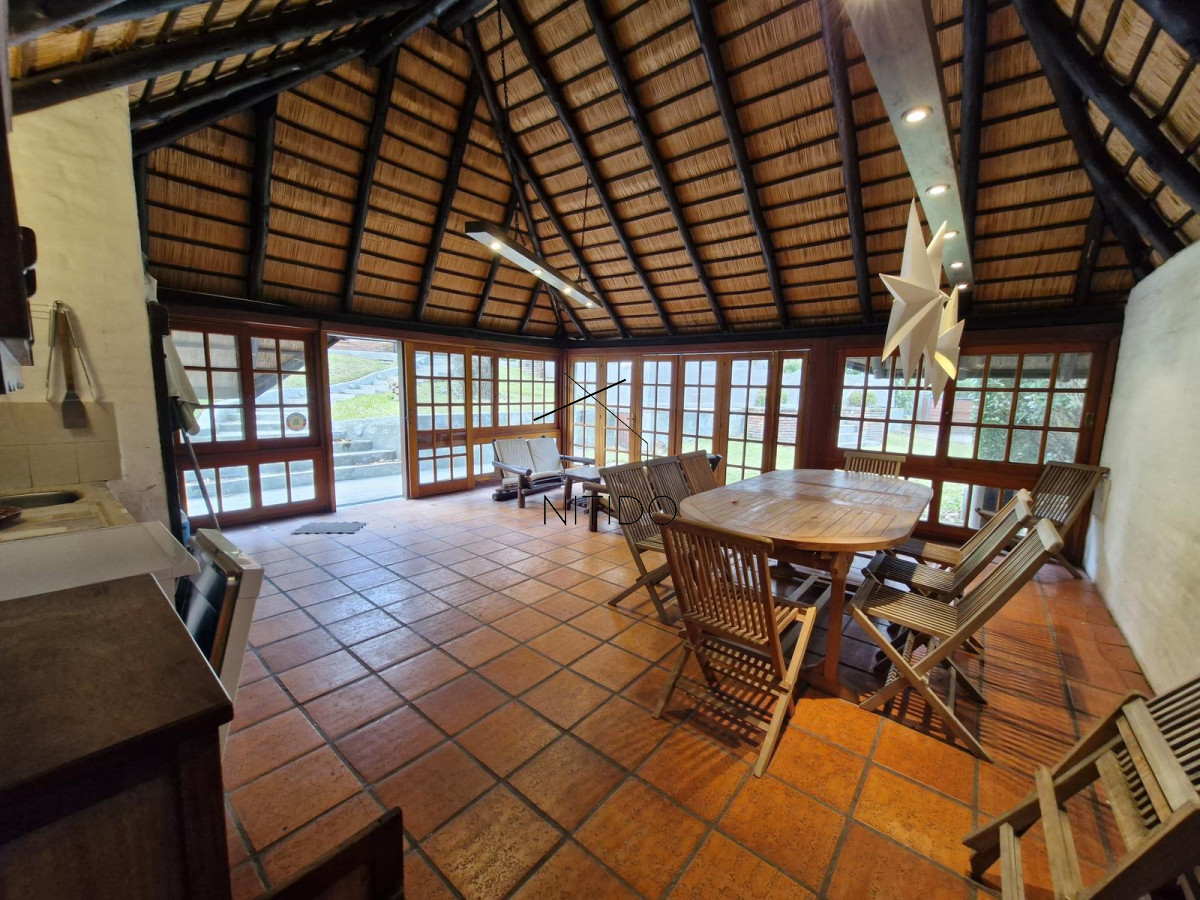 Casa ID.25 - casa en pinares de 3 dormitorios y servicio 