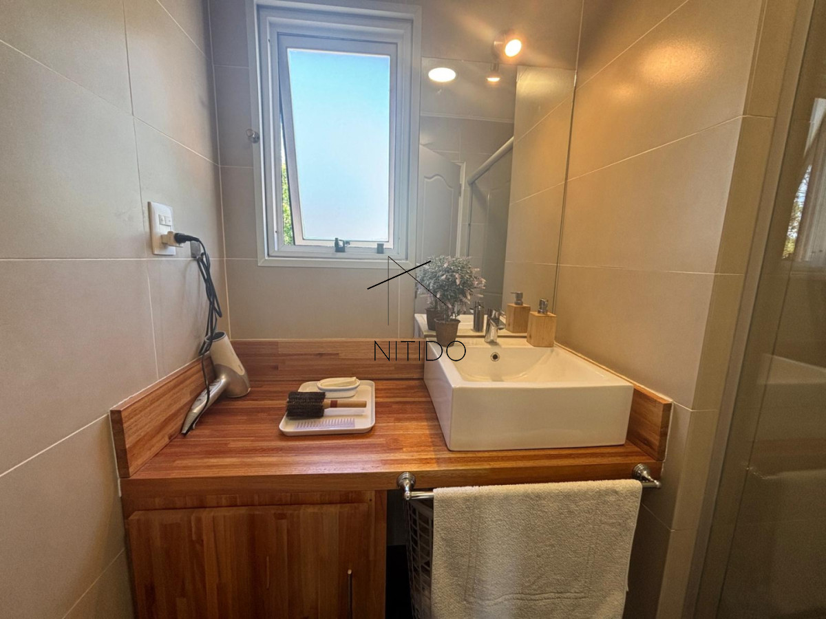 Casa ID.321 - Casa de 2 dormitorios a cuadra y media de la playa 