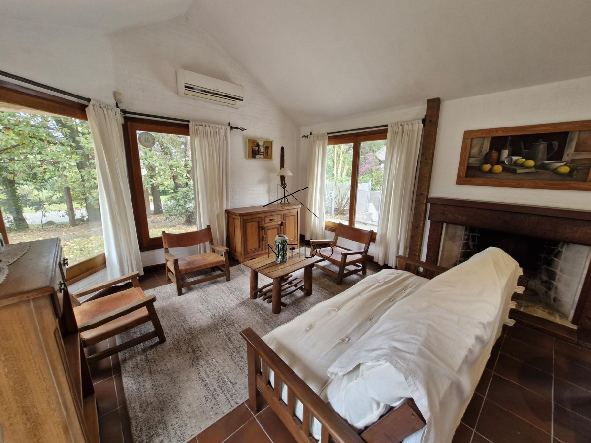 Casa ID.25 - casa en pinares de 3 dormitorios y servicio 